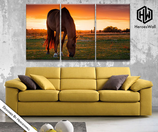 🐎 Cavallo al Tramonto – Quadro su Tela con Atmosfera Calda ed Emozionale