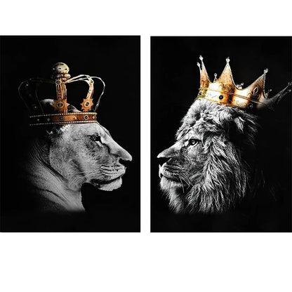 Modern Black White Wall Art Lion with Golden Crown Posters and Prints Luxury Animal Canvas Painting Pictrue Office Home Decor